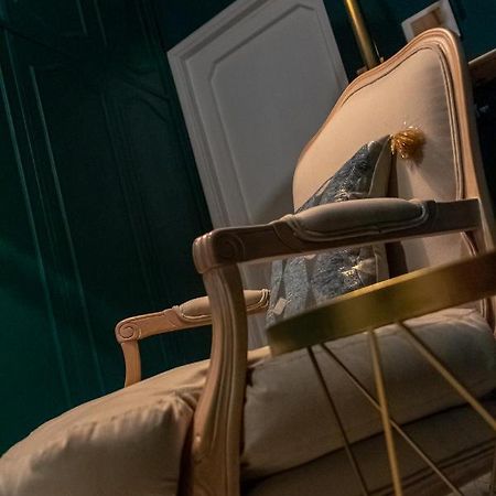 ホテル Interno 9 バーリ エクステリア 写真