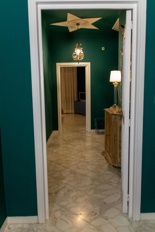 ホテル Interno 9 バーリ エクステリア 写真