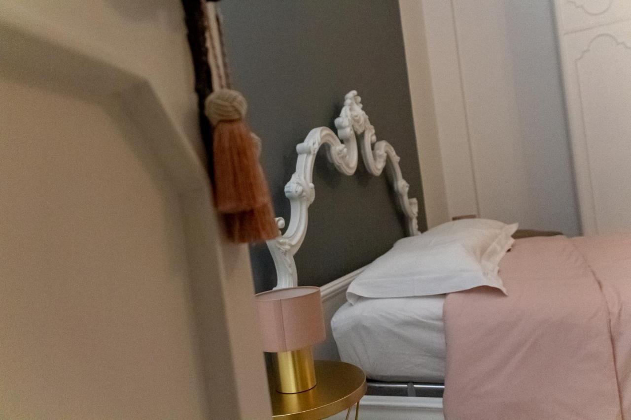 ホテル Interno 9 バーリ エクステリア 写真